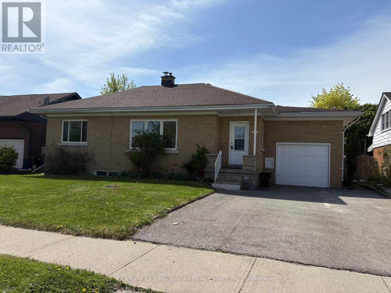 MLS® listing #29325380 for sale located at 140 NINTH AVENUE