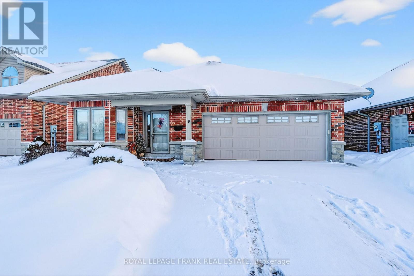 MLS® listing #29327111 for sale located at 9 GREEN ARBOUR WAY