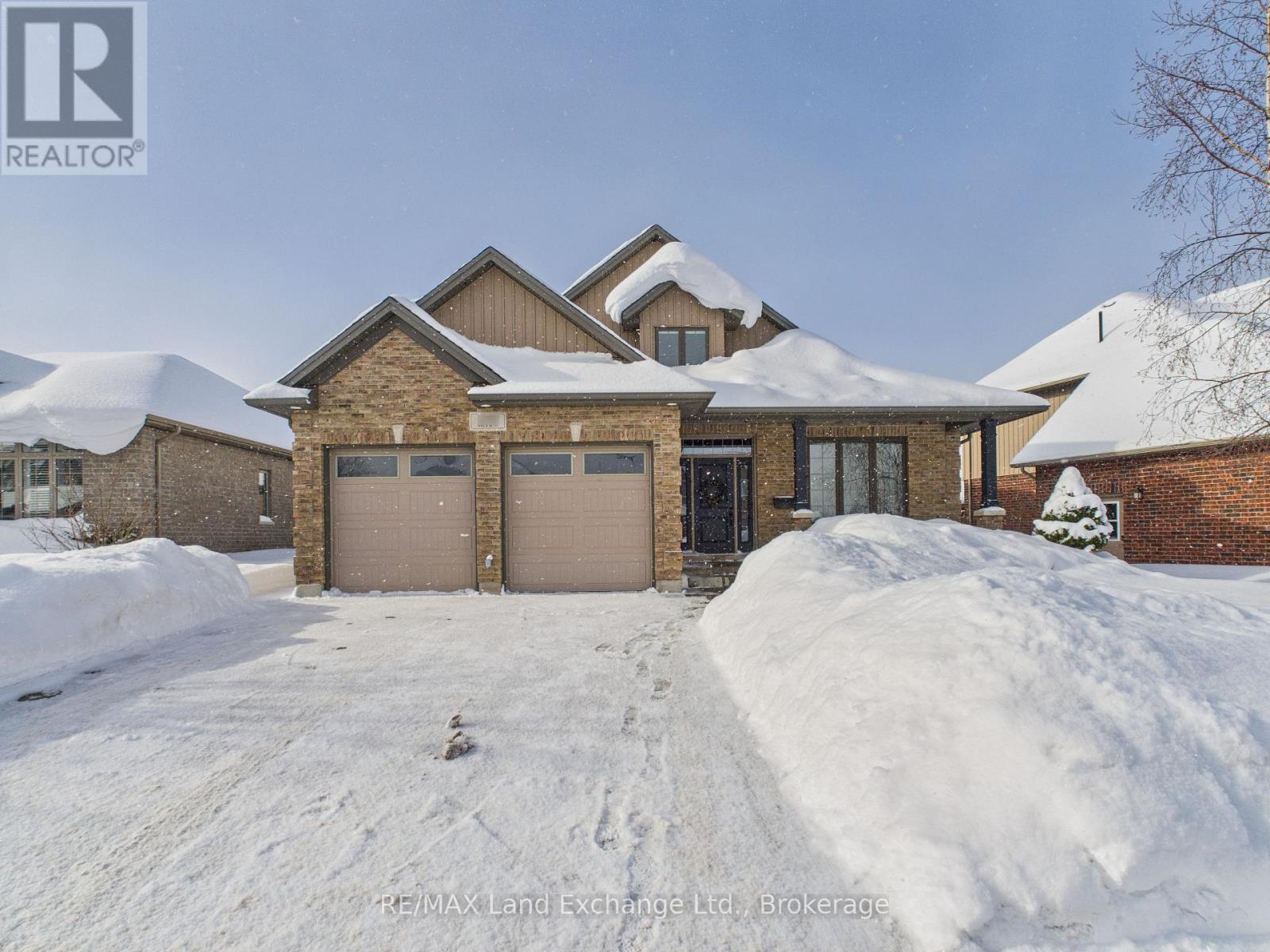 MLS® listing #29327212 for sale located at 276 WIECK BOULEVARD