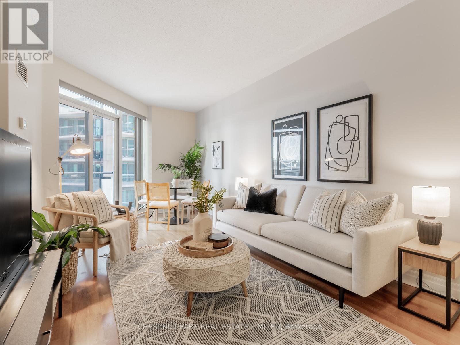 MLS® listing #29327750 for sale located at 501 - 2119 LAKE SHORE BOULEVARD W