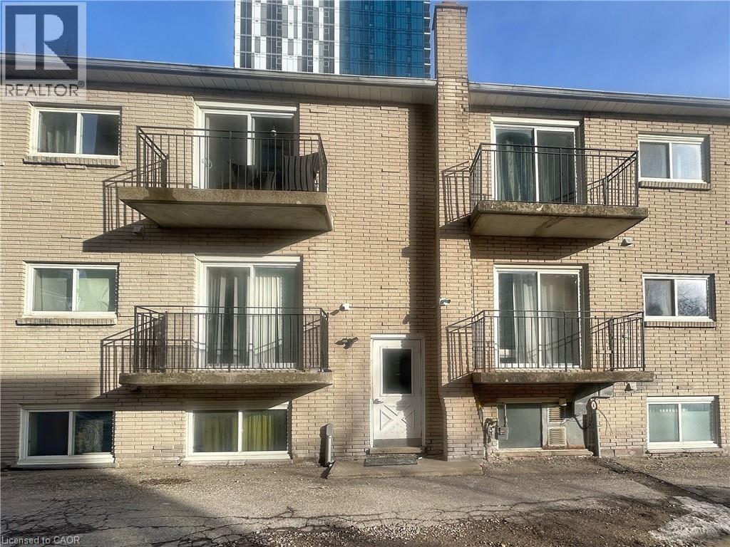 MLS® listing #29332514 for sale located at 303 N KING Street N Unit# 5