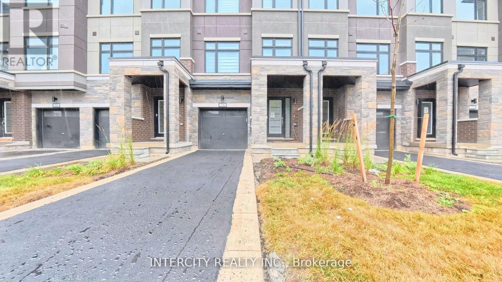 MLS® listing #29332595 for sale located at 76 FIELDRIDGE CRESCENT