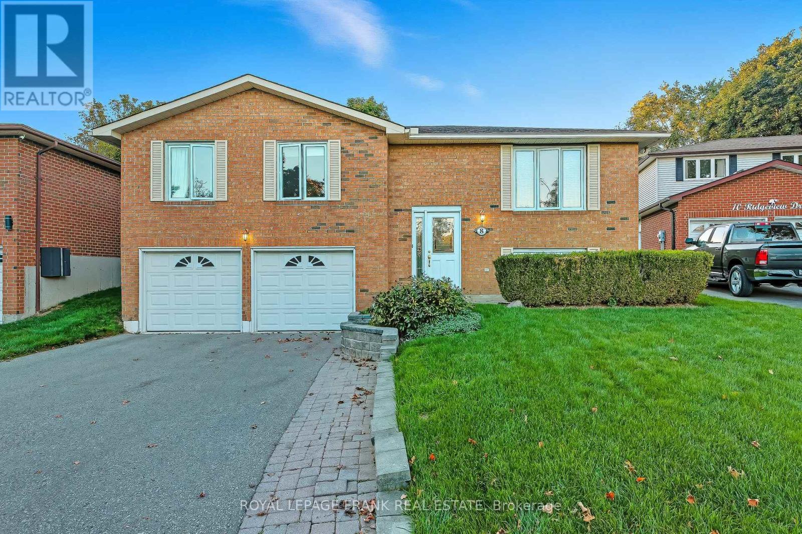 MLS® listing #29332968 for sale located at 8 RIDGEVIEW DRIVE