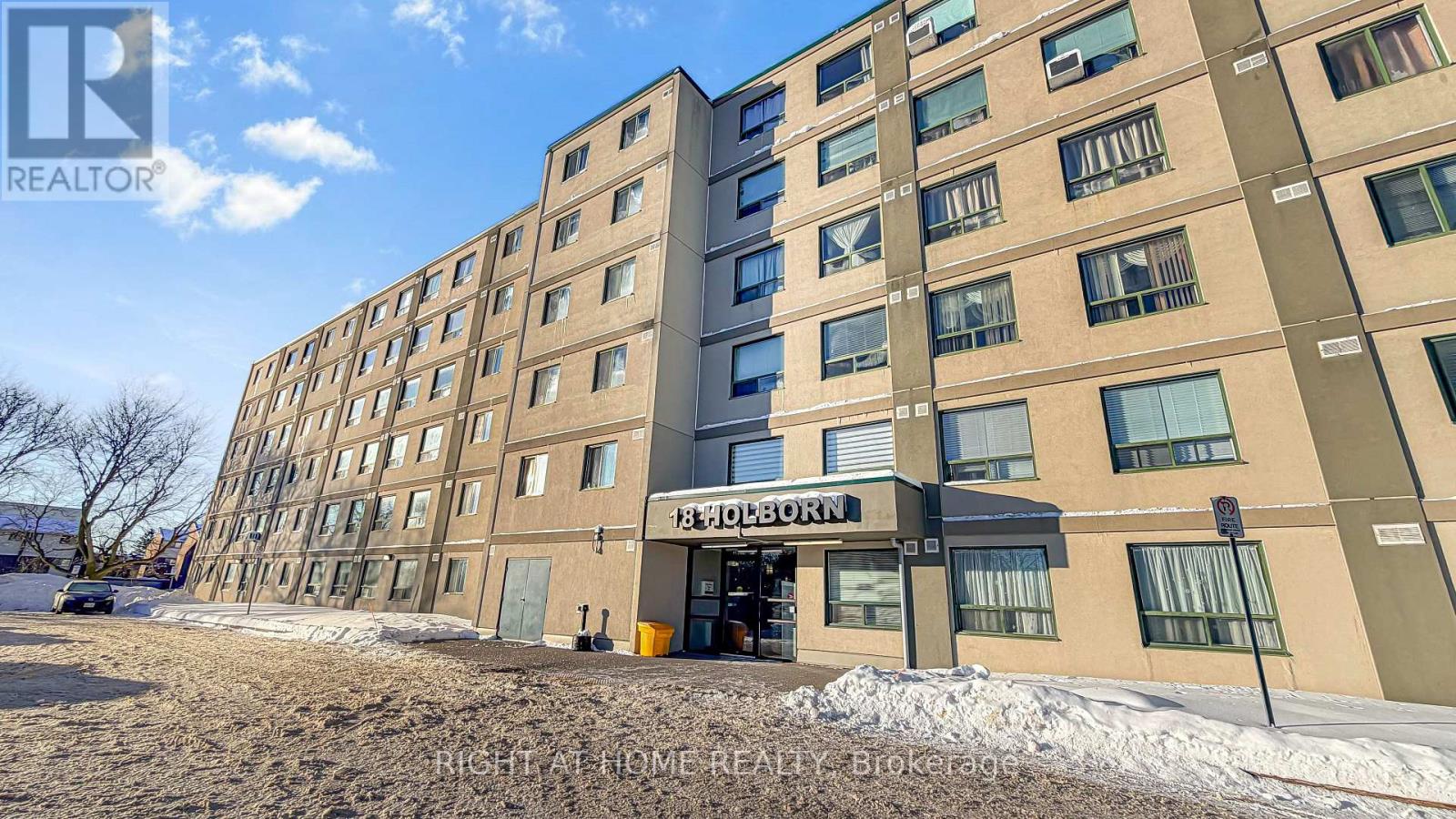 MLS® listing #29333278 for sale located at 203 - 18 HOLBORN COURT
