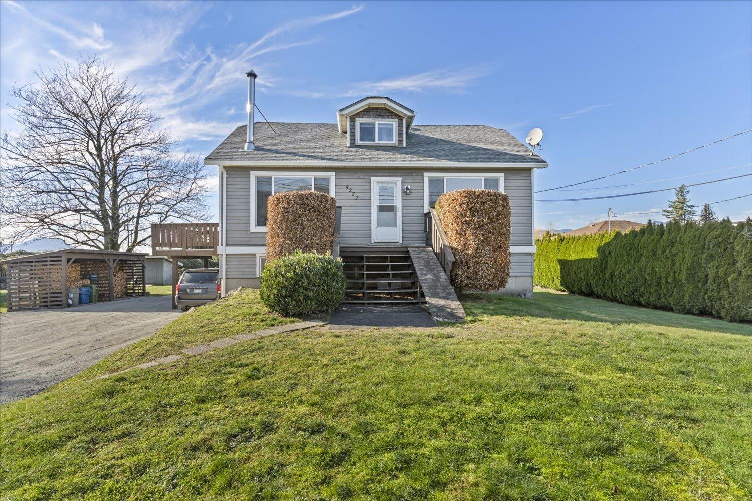 MLS® listing #29333310 for sale located at 9227 ANNIS ROAD|East Chilliwack