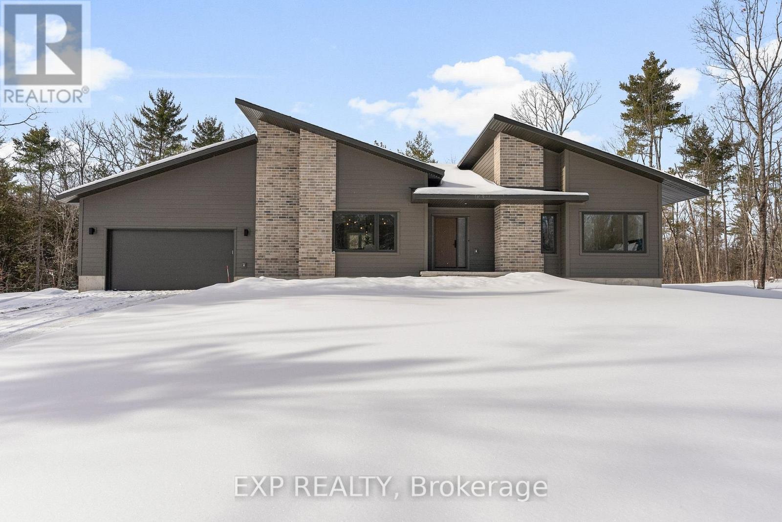 MLS® listing #29334774 for sale located at 57 LONGLEAF WAY