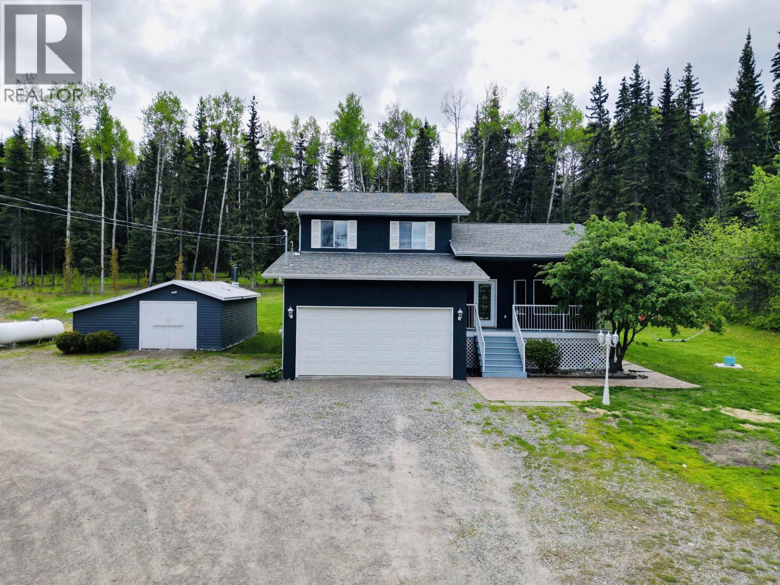 MLS® listing #29336092 for sale located at 415 BEACH ROAD