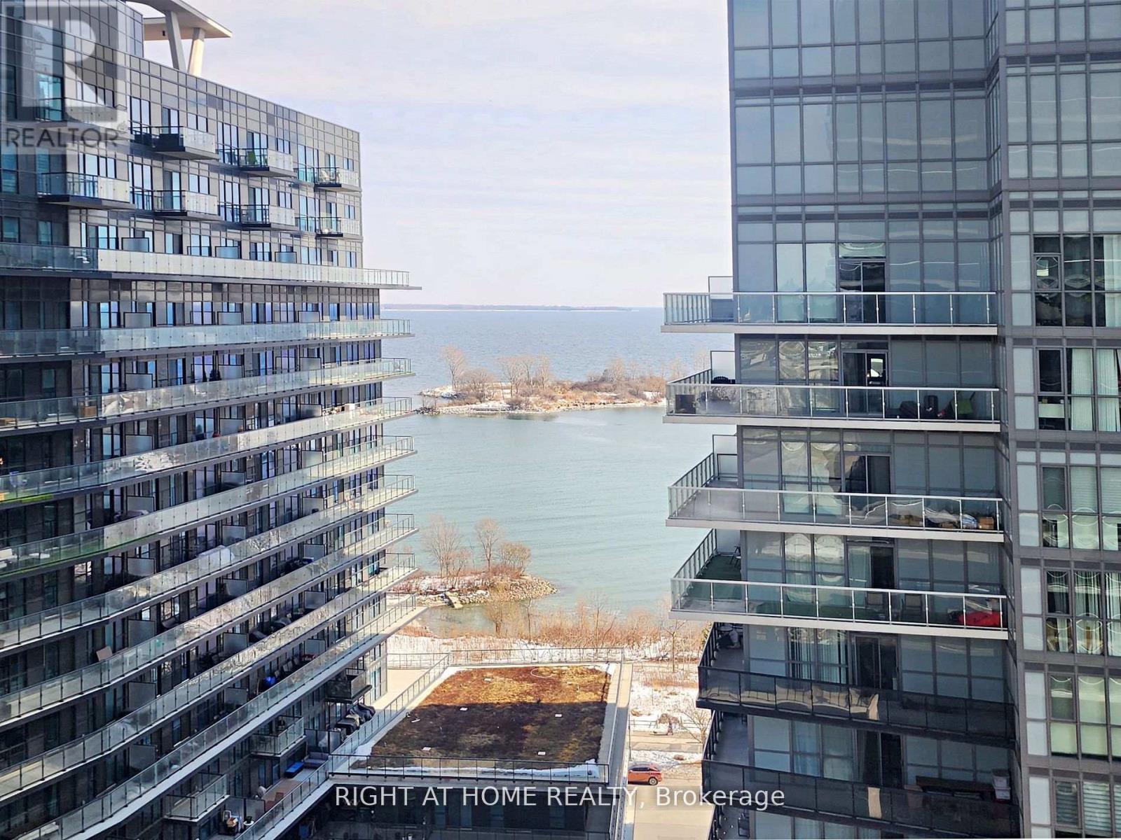 MLS® listing #29338099 for sale located at 1402 - 56 ANNIE CRAIG DRIVE