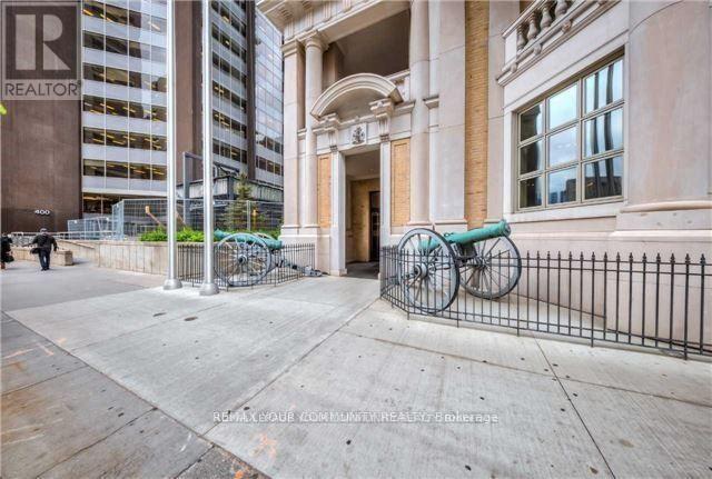 MLS® listing #29339010 for sale located at 3608 - 426 UNIVERSITY AVENUE