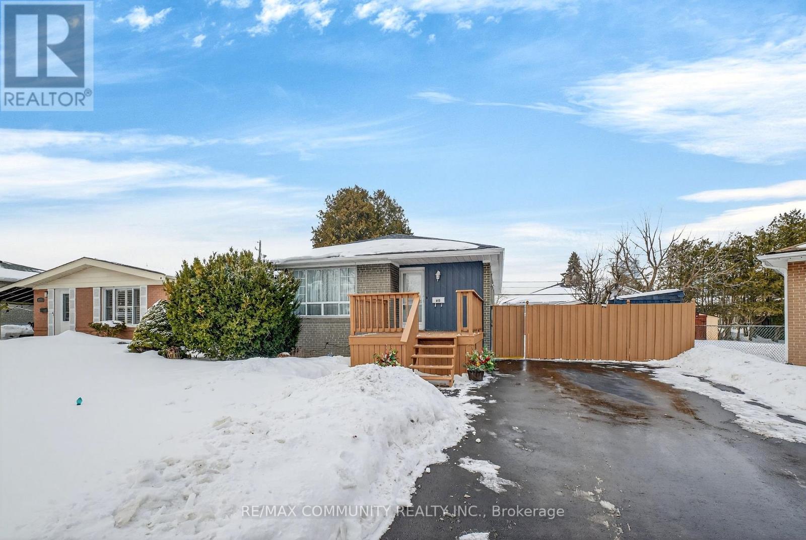 MLS® listing #29339161 for sale located at 855 ZATOR AVENUE