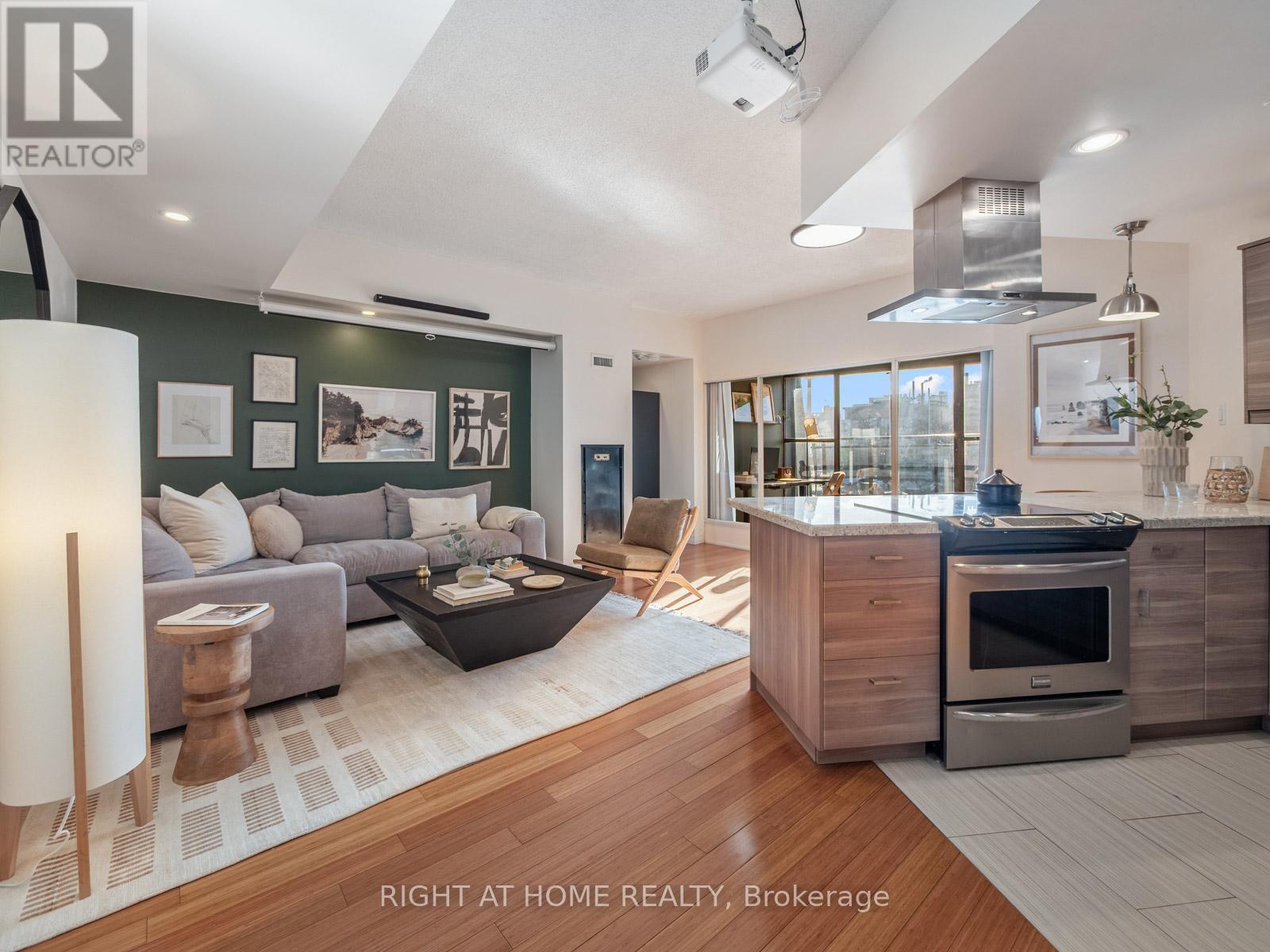 MLS® listing #29339519 for sale located at 815 - 456 COLLEGE STREET