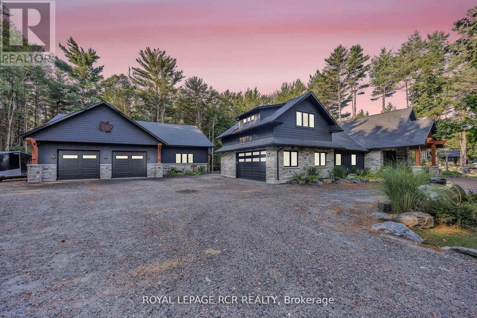 MLS® listing #29341236 for sale located at 1031 XAVIER STREET