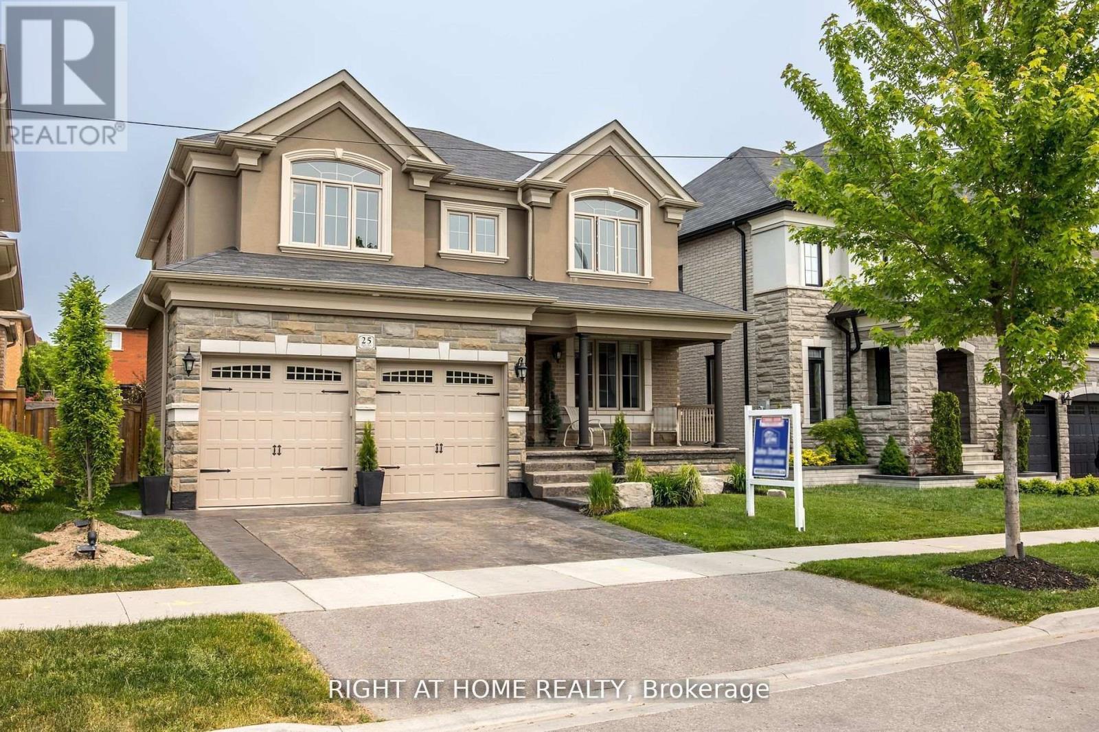 MLS® listing #29341262 for sale located at 25 CHARTERHOUSE DRIVE N