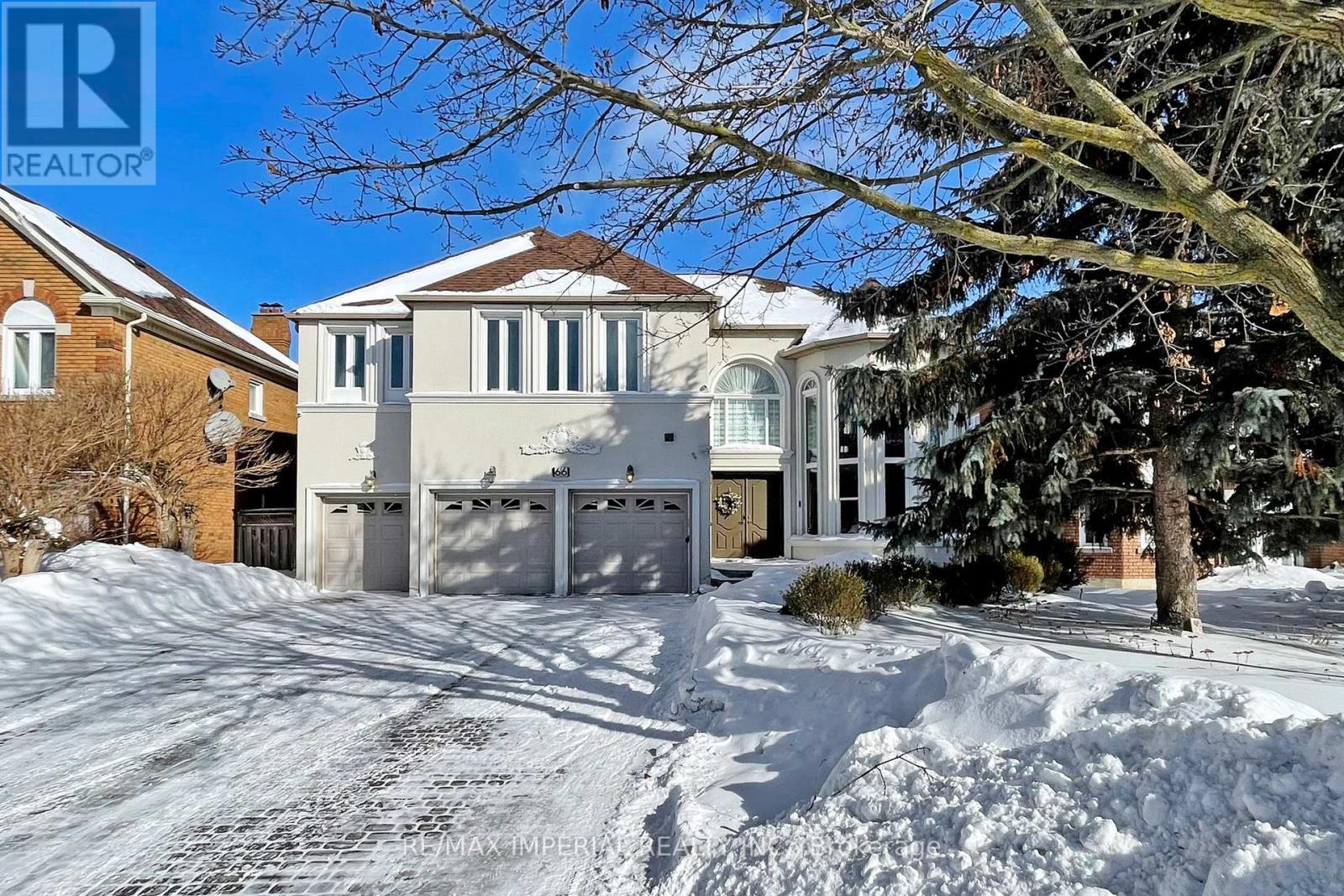 MLS® listing #29343392 for sale located at 66 HILLHURST DRIVE