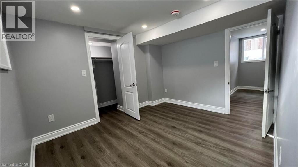 MLS® listing #29343629 for sale located at 29 BIRCHCLIFFE Crescent Unit# 2