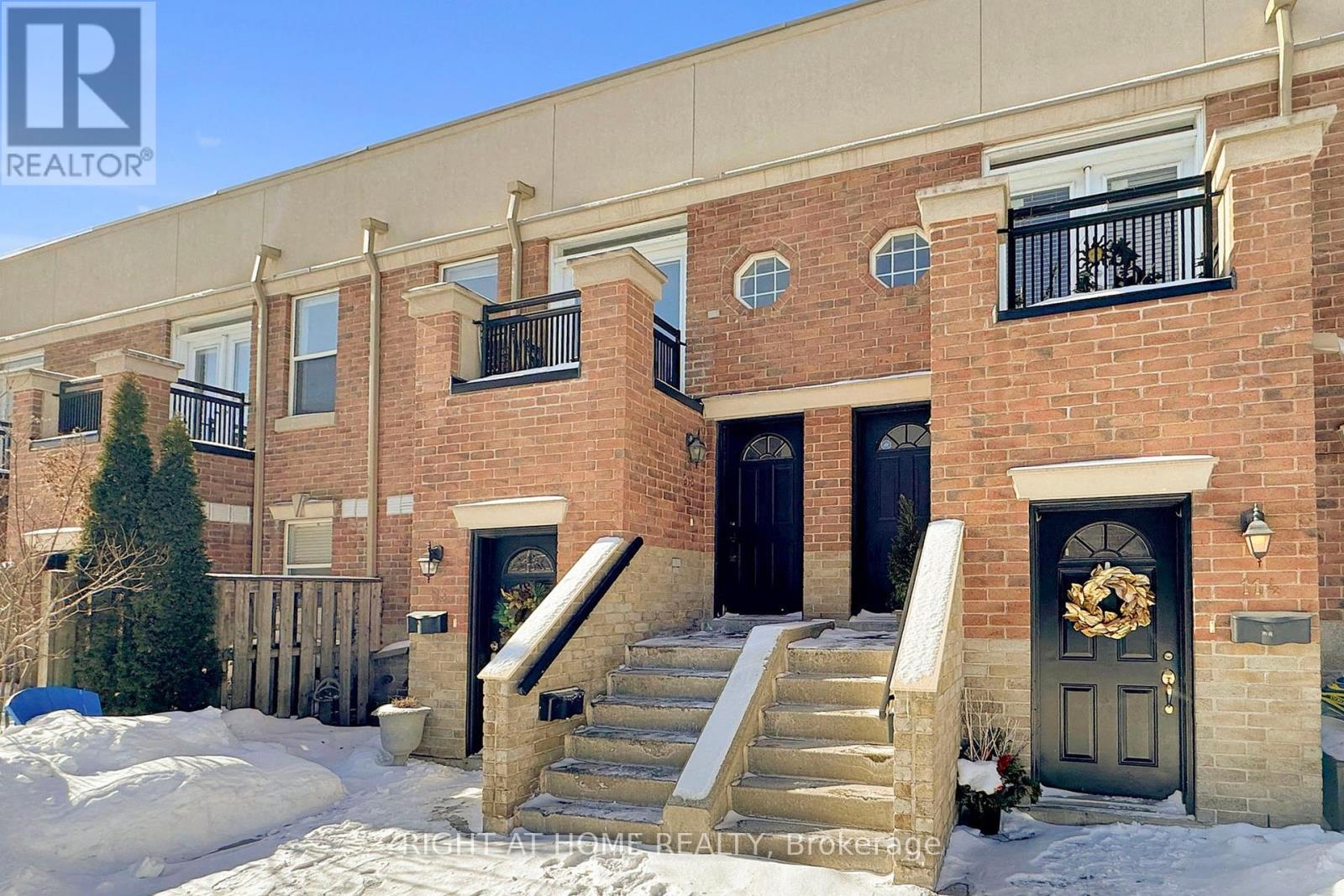 MLS® listing #29343671 for sale located at 213 - 55 HALTON STREET