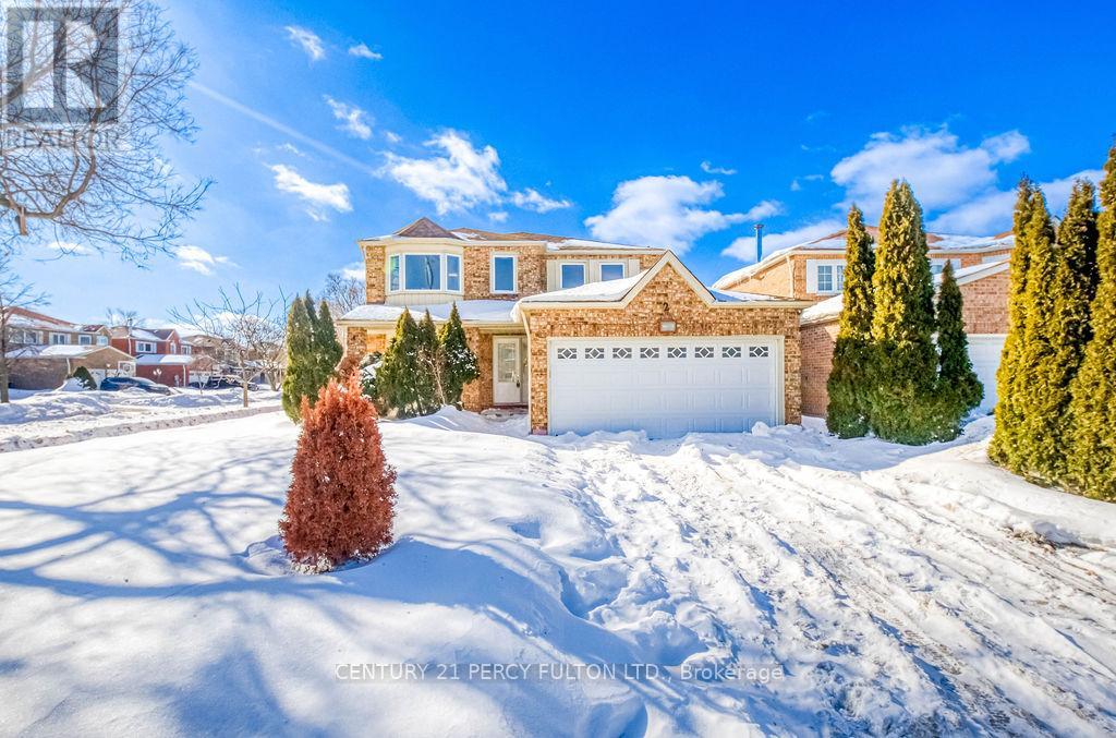 MLS® listing #29346077 for sale located at 2 LITTLEBOROUGH COURT