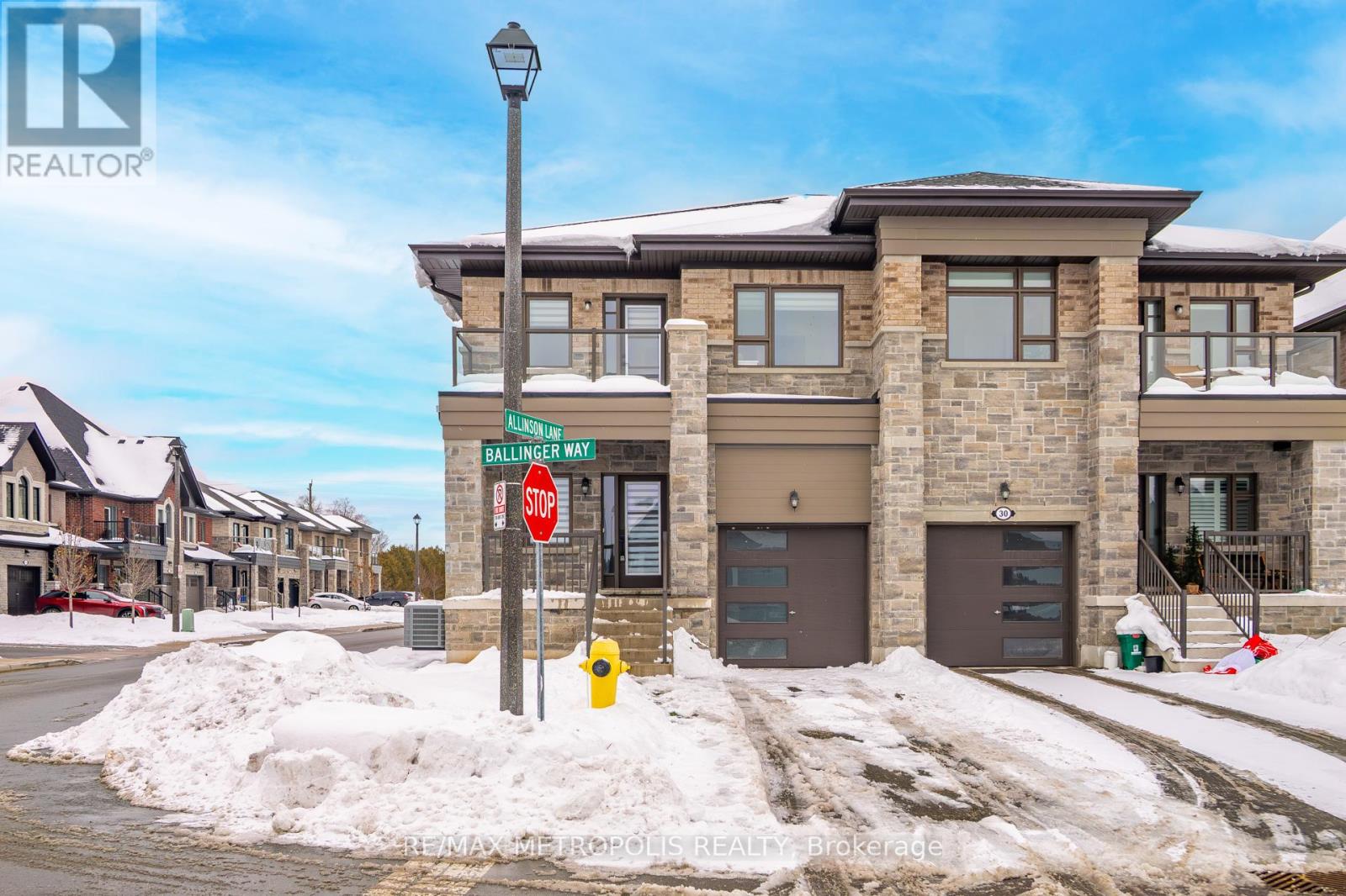 MLS® listing #29346236 for sale located at 32 BALLINGER WAY