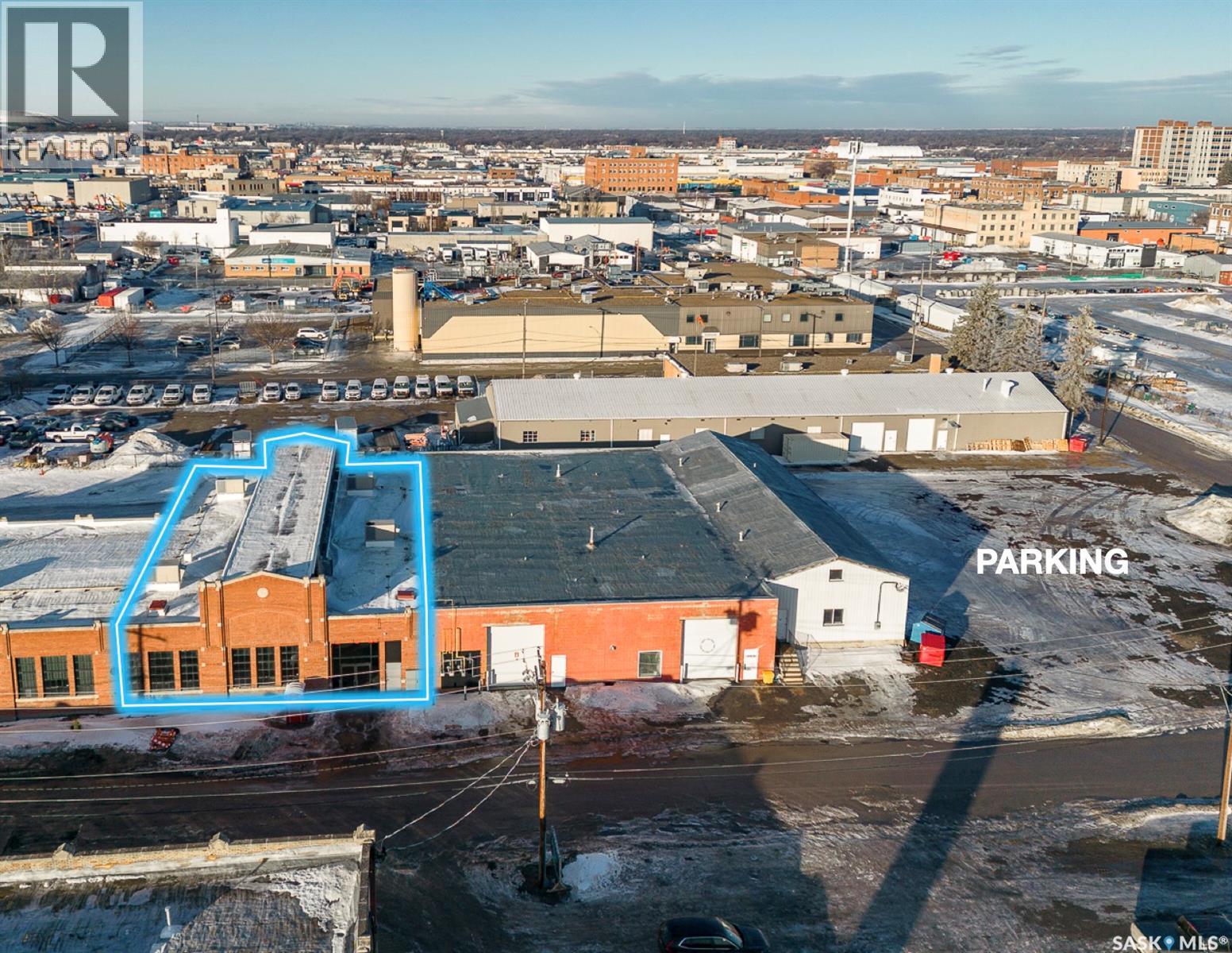 MLS® listing #29346457 for sale located at 2 1300 8TH AVENUE