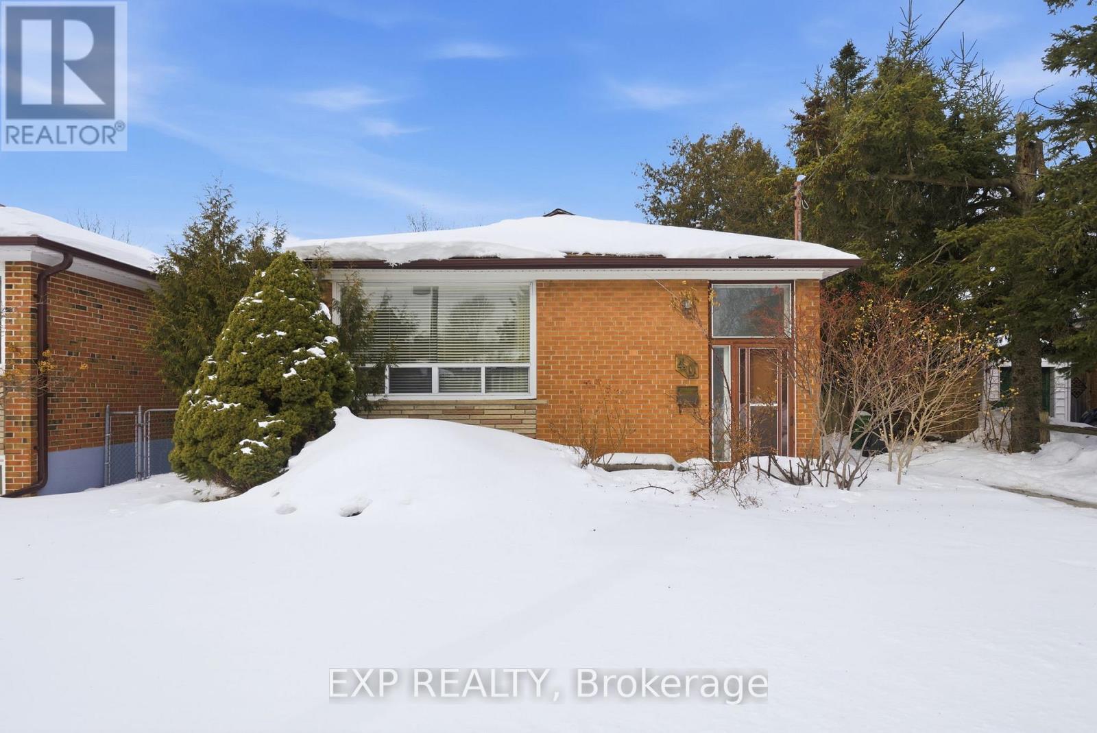 MLS® listing #29346476 for sale located at 40 MEDINA CRESCENT