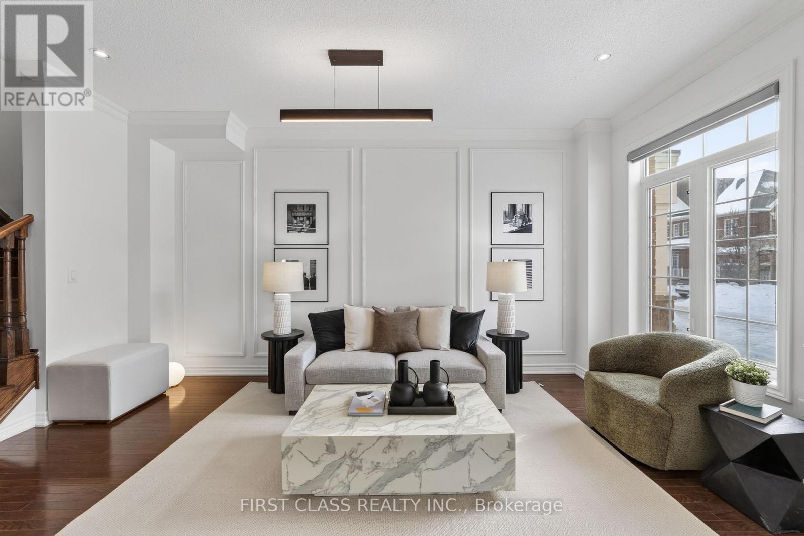 MLS® listing #29346541 for sale located at 92 LIVING CRESCENT