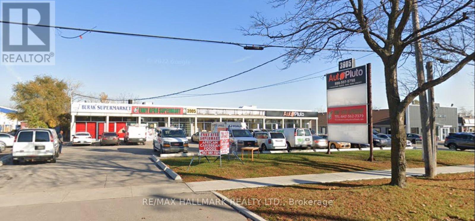 MLS® listing #29346584 for sale located at 3 - 3905 KEELE STREET