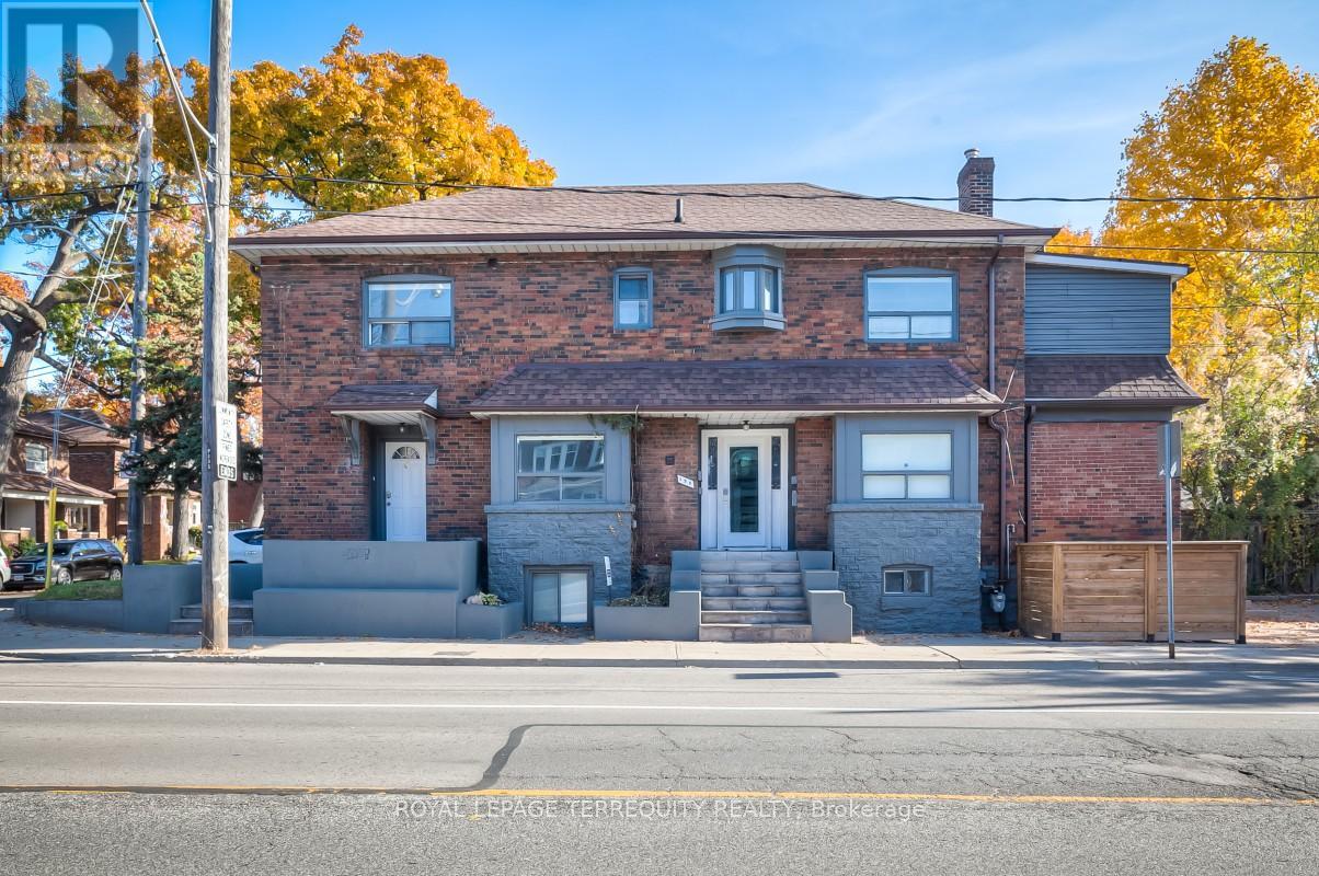 MLS® listing #29346596 for sale located at 4 - 135 JANE STREET