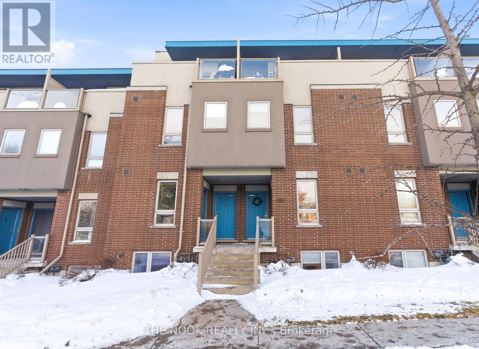 MLS® listing #29348100 for sale located at 4 - 112 CALEDONIA PARK ROAD