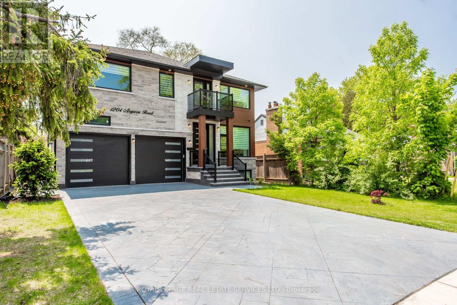 MLS® listing #29349893 for sale located at 1204 ARGREEN ROAD