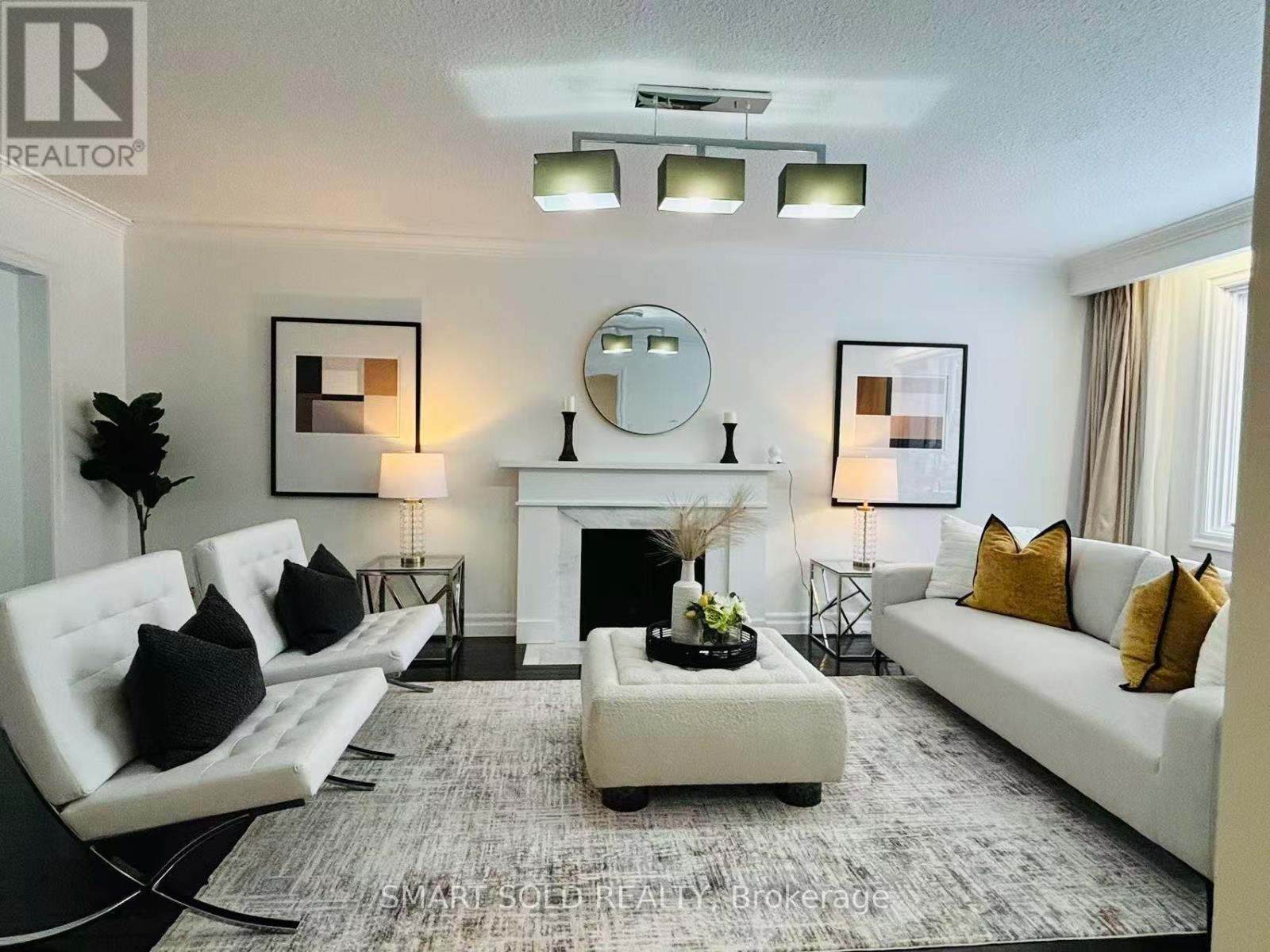 MLS® listing #29352796 for sale located at 9 CARLUKE CRESCENT