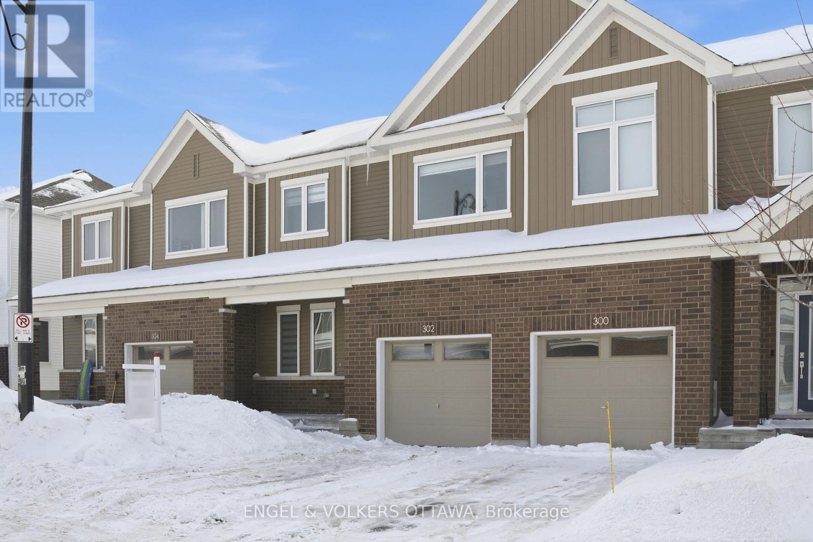 MLS® listing #29352954 for sale located at 302 CANADENSIS LANE