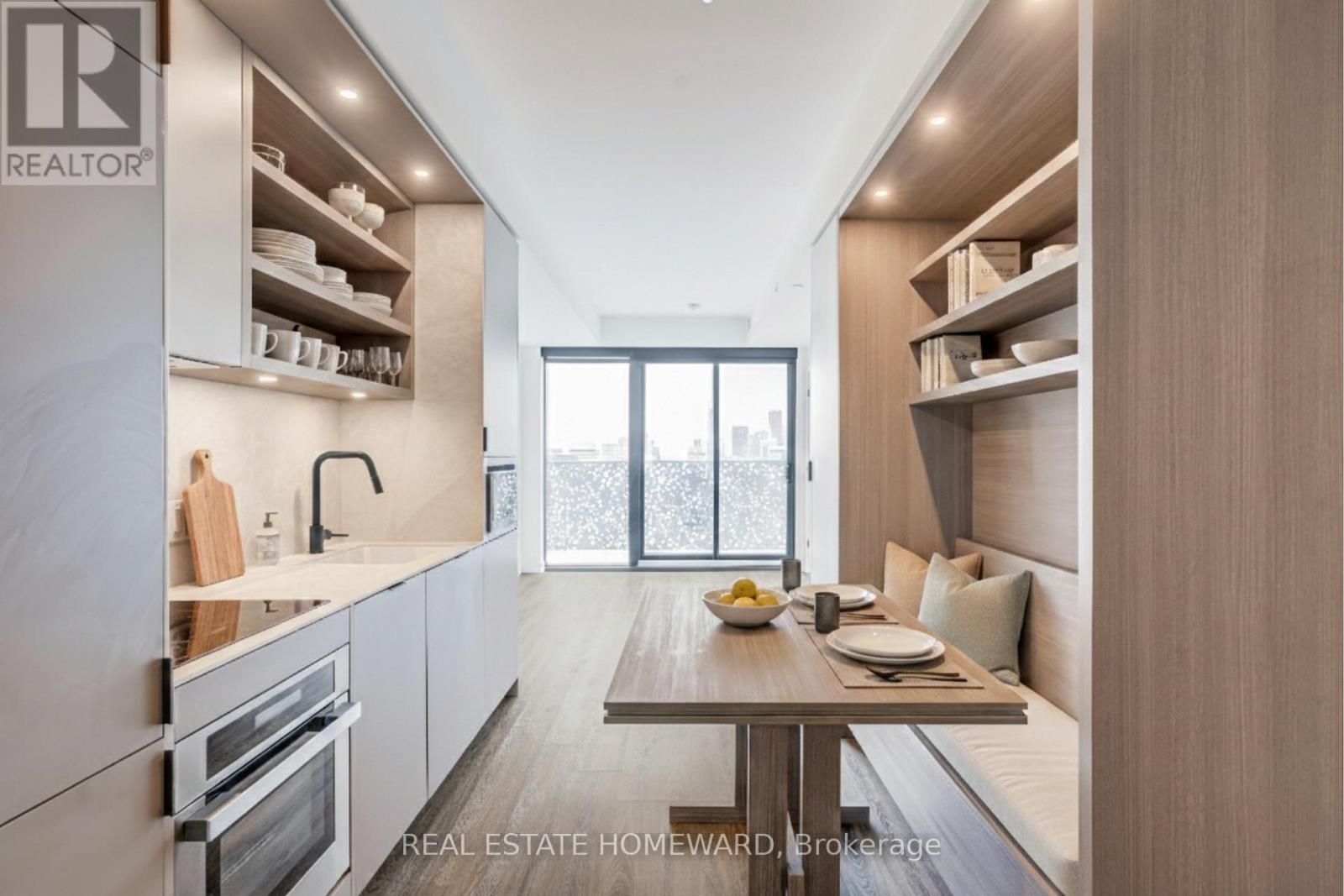 MLS® listing #29353111 for sale located at 3704 - 55 CHARLES STREET E