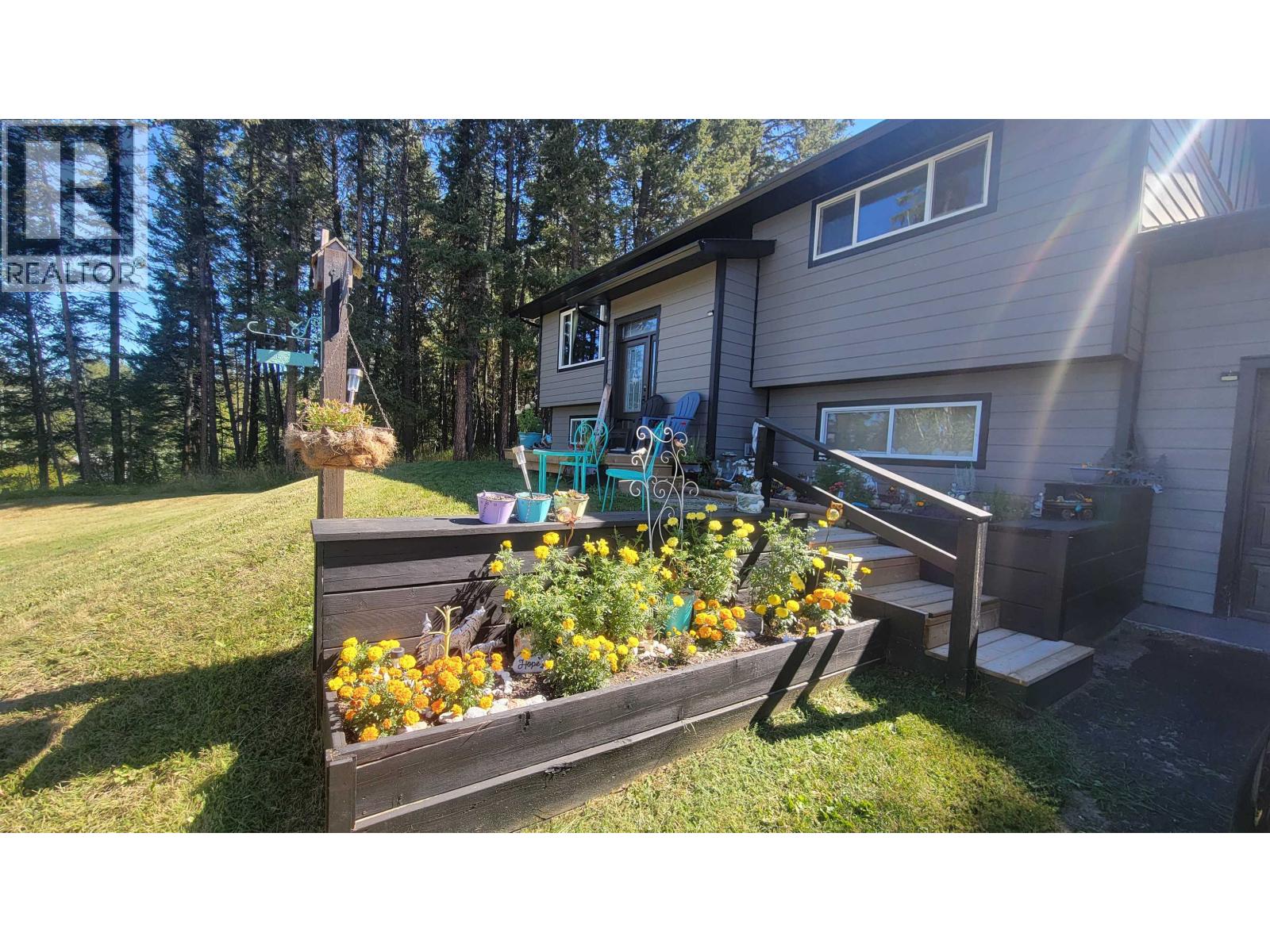 MLS® listing #29357037 for sale located at 4737 SUSSNEE ROAD