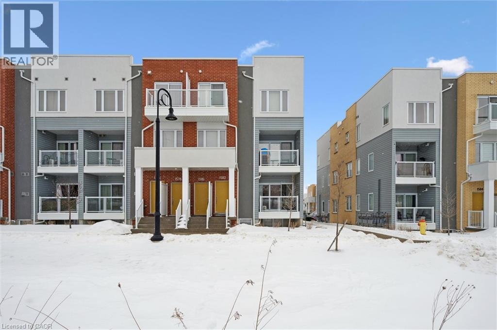 MLS® listing #29357182 for sale located at 1582 FISCHER HALLMAN Road