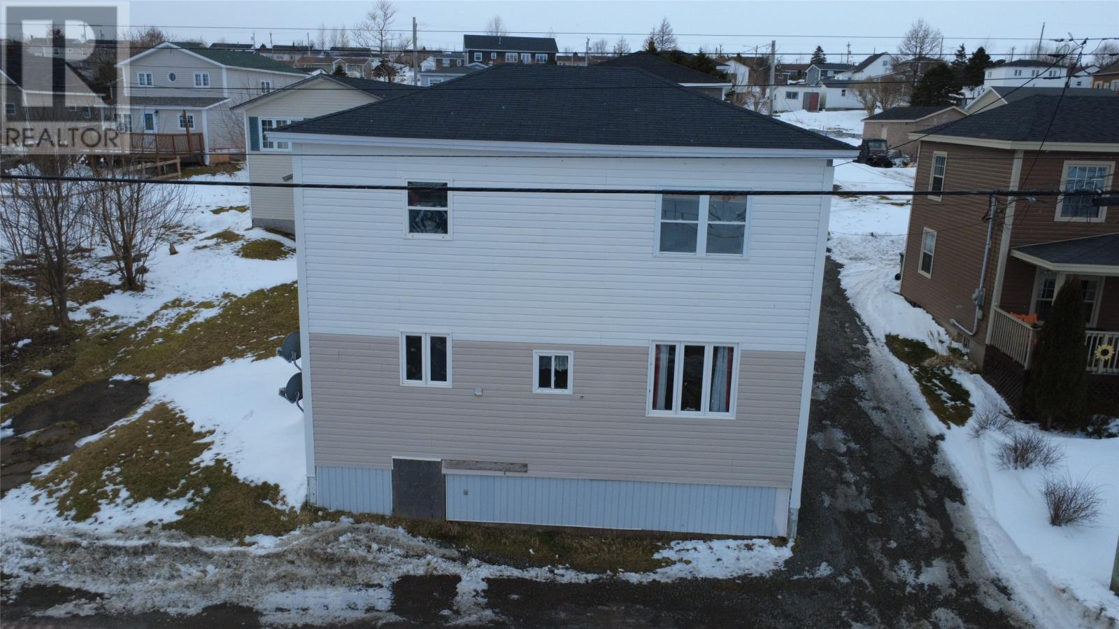 MLS® listing #29357690 for sale located at 28 Water Street W