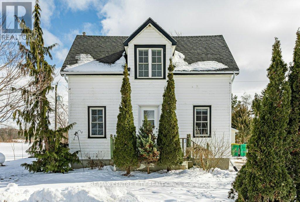 MLS® listing #29357930 for sale located at 5215 SWITZER DRIVE