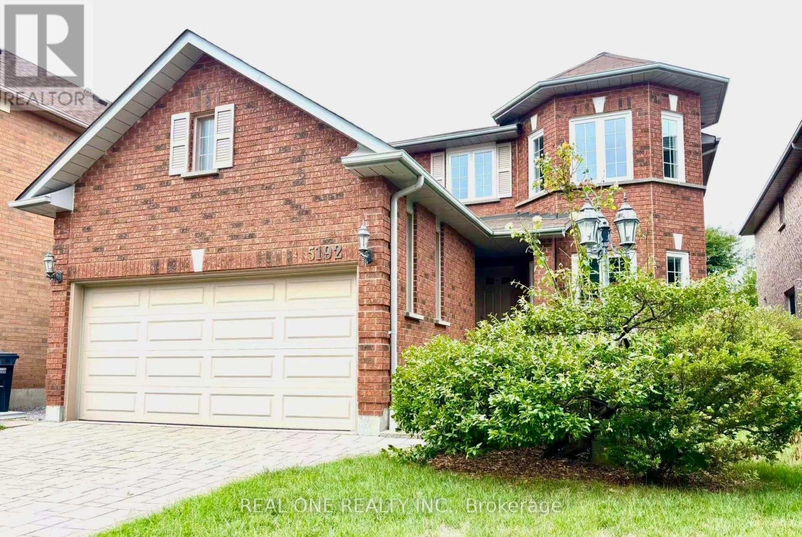 MLS® listing #29357973 for sale located at 5192 CASTLEFIELD DRIVE