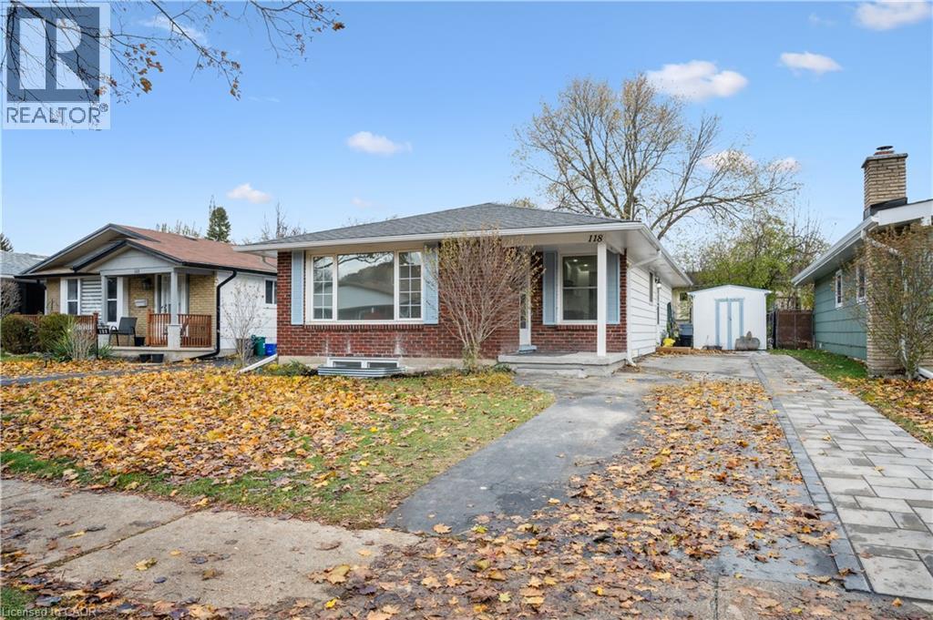 MLS® listing #29359169 for sale located at 118 SELKIRK Drive