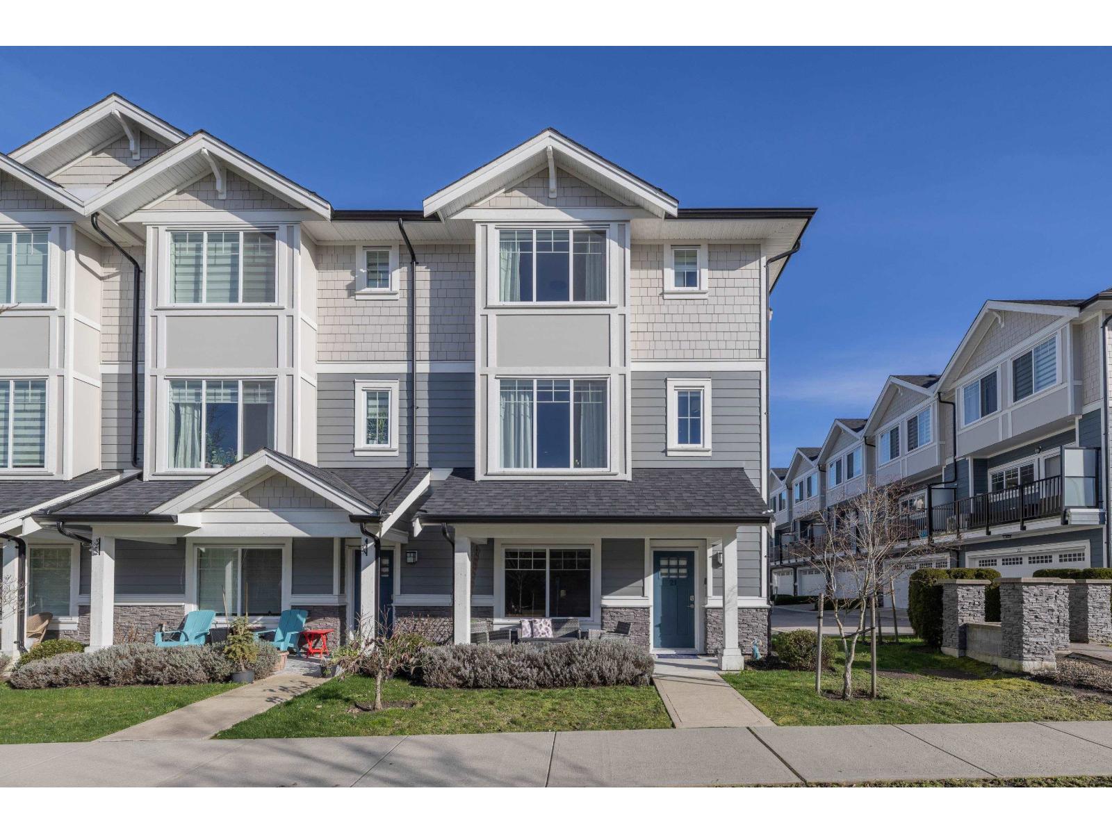 MLS® listing #29359652 for sale located at 21 19483 74 AVENUE