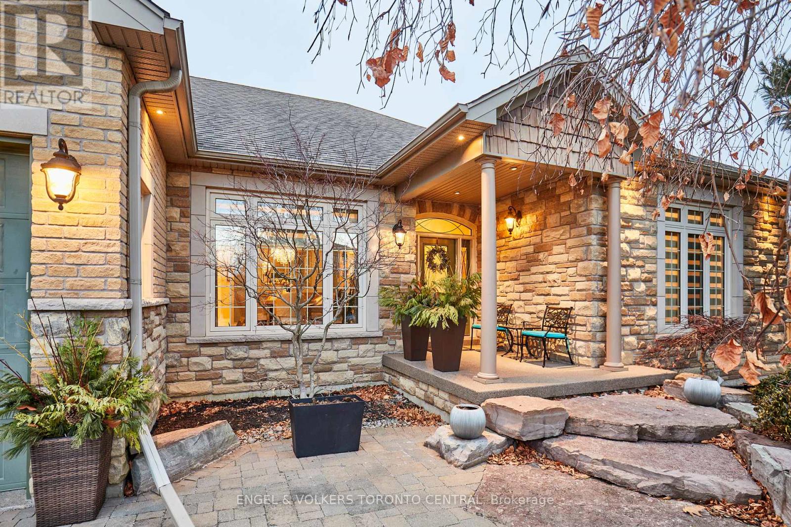 MLS® listing #29361861 for sale located at 66 VARCOE ROAD