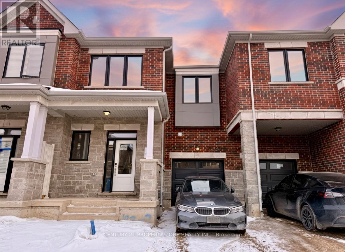 MLS® listing #29361924 for sale located at 1340 HEARNS PLACE