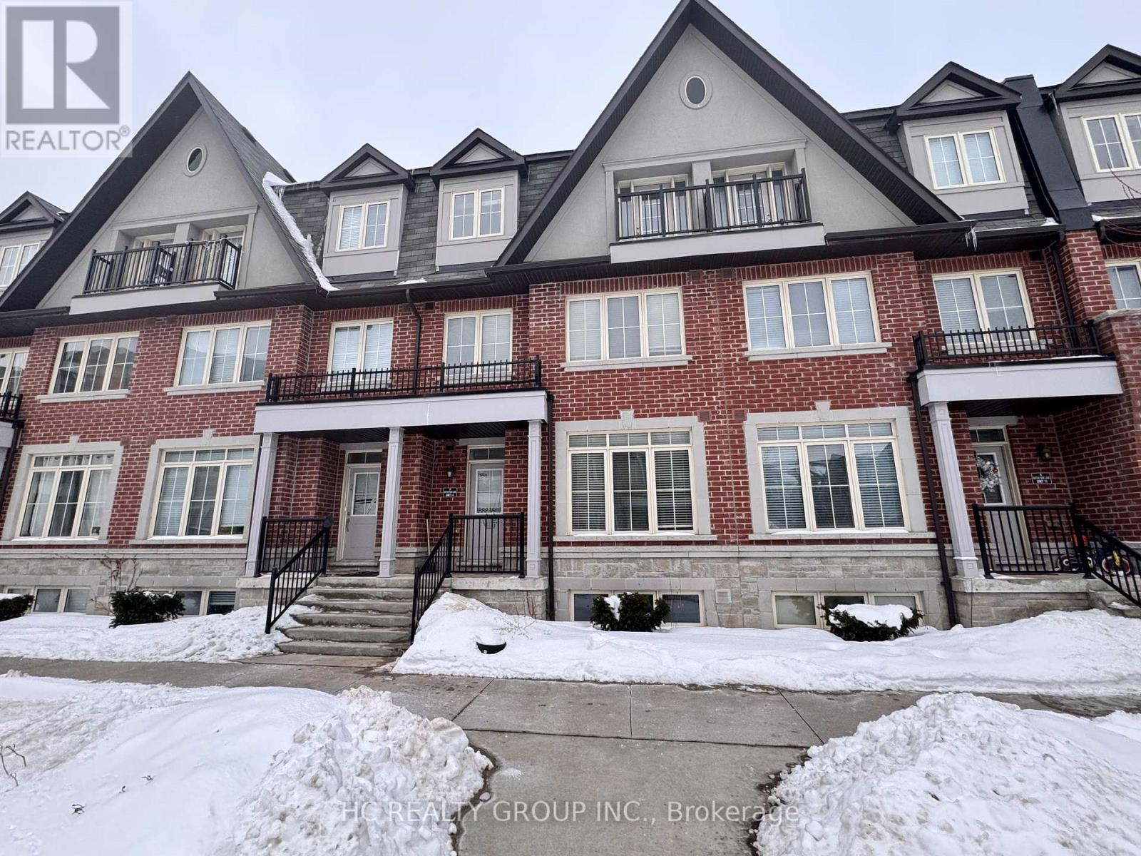 MLS® listing #29361975 for sale located at 8 EATON PARK LANE