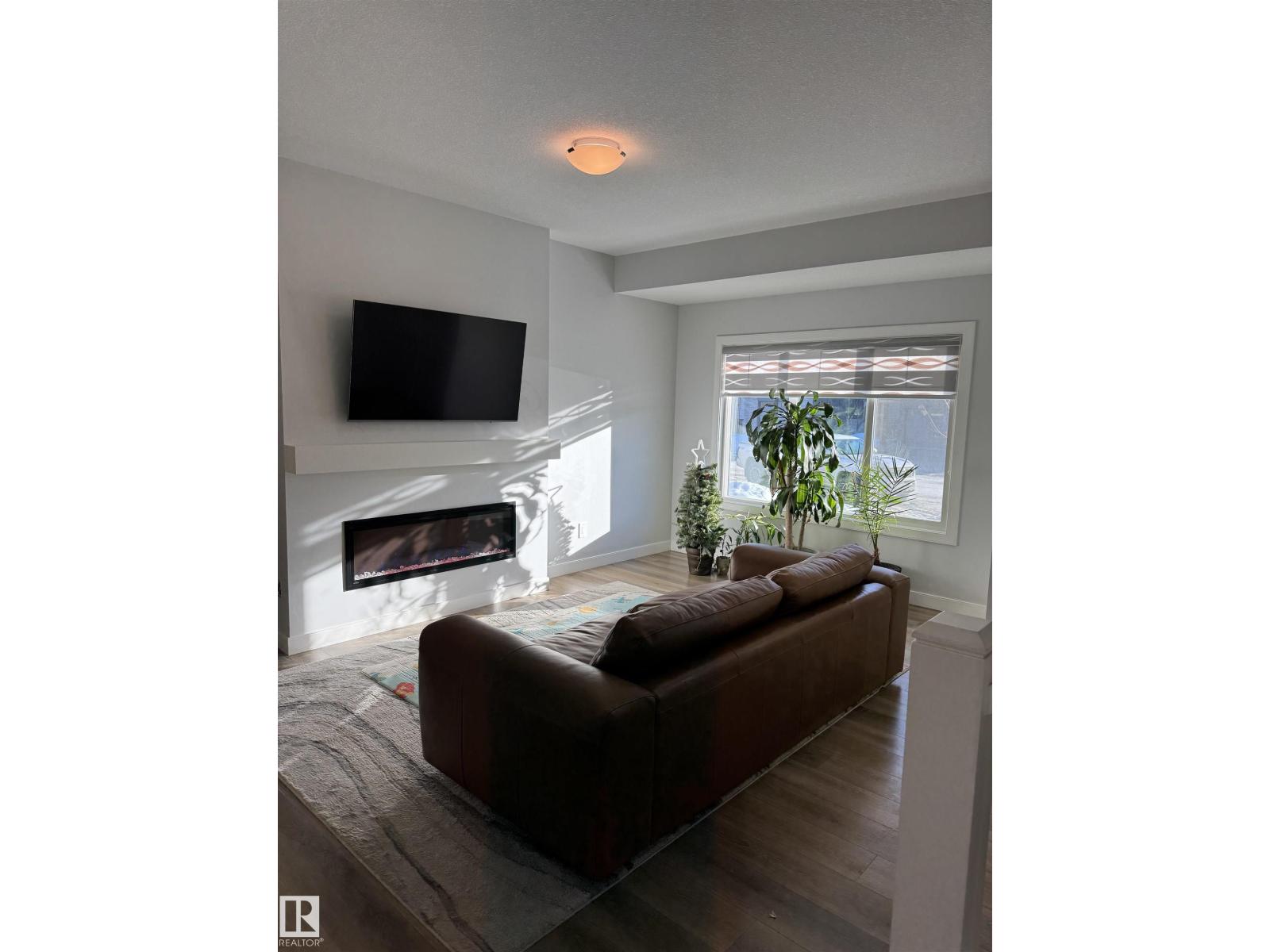 MLS® listing #29361987 for sale located at 858 NORTHERN HARRIER LN NW NW