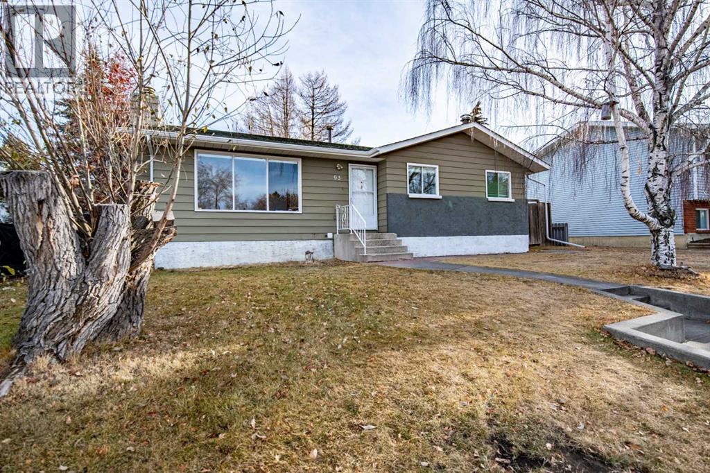 MLS® listing #29362066 for sale located at 93 Westview Drive