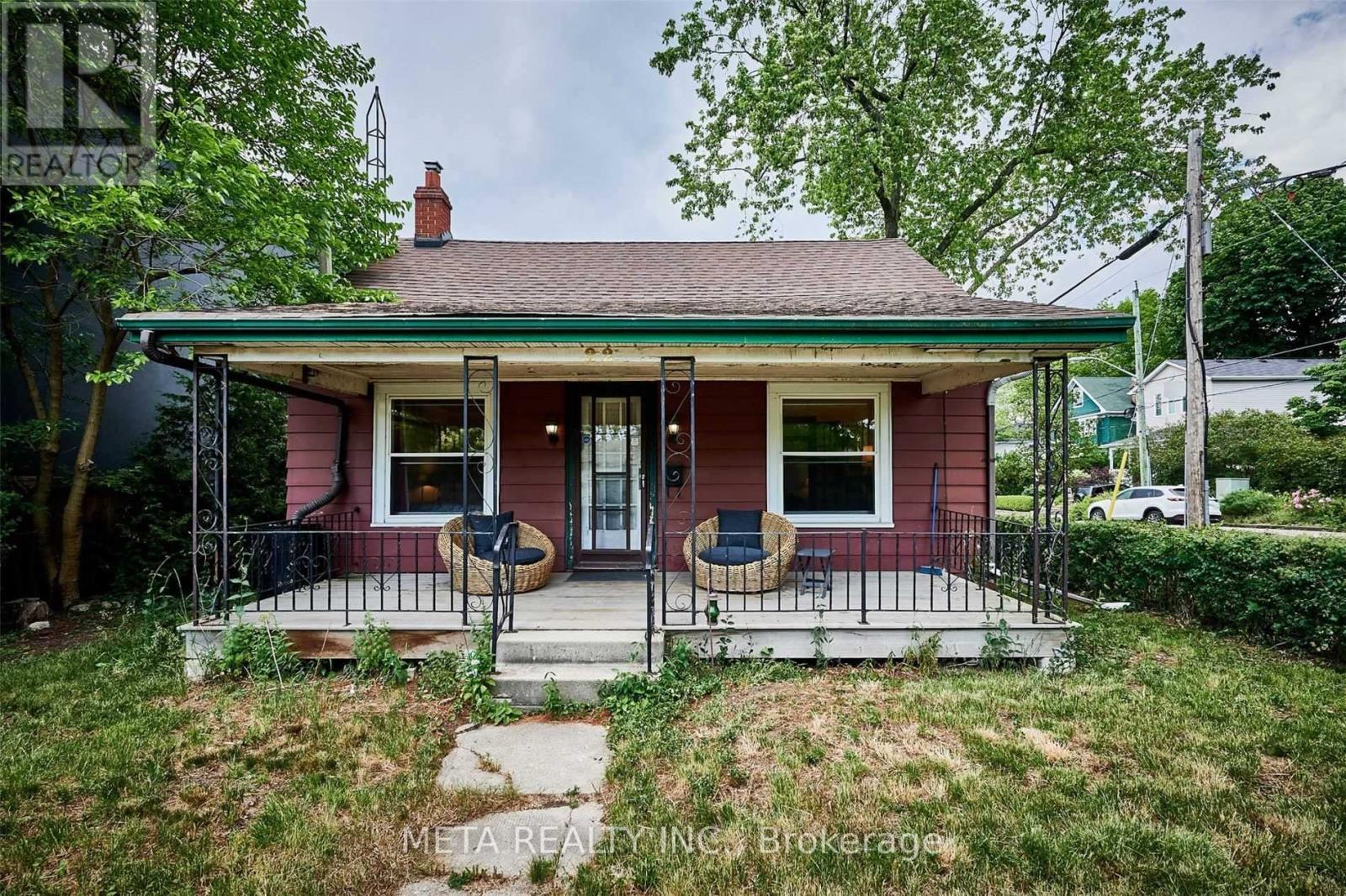 MLS® listing #29363401 for sale located at 22 FREEMAN STREET