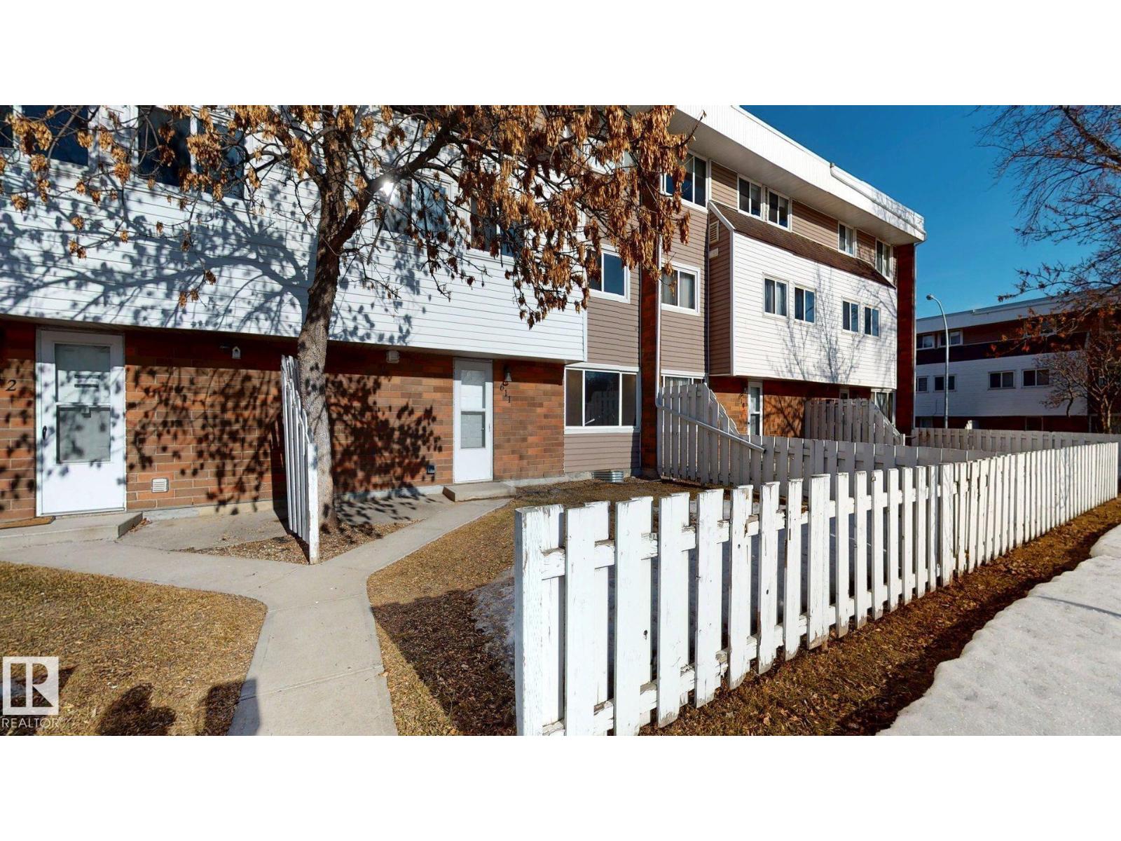 MLS® listing #29363810 for sale located at #611 2908 116A AV NW