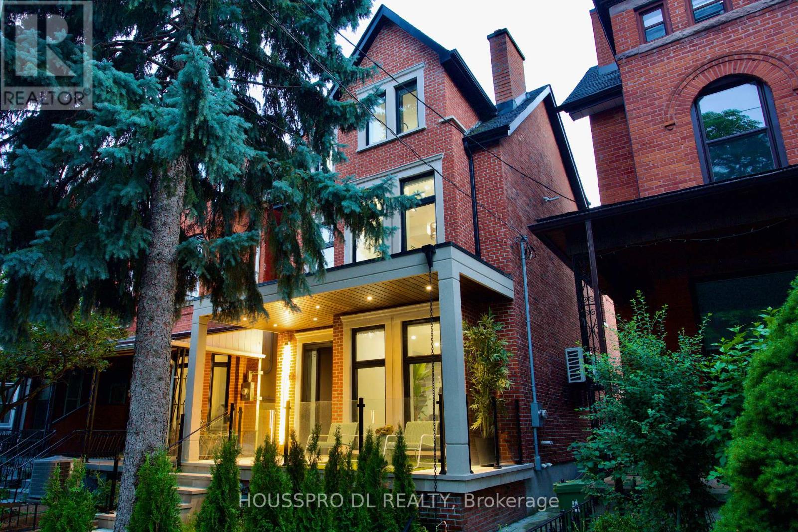 MLS® listing #29363848 for sale located at 82 MAJOR STREET