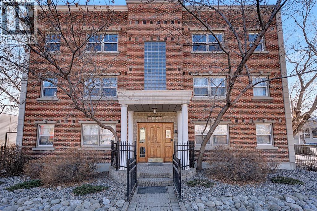 MLS® listing #29363963 for sale located at 11, 1125 17 Avenue SW