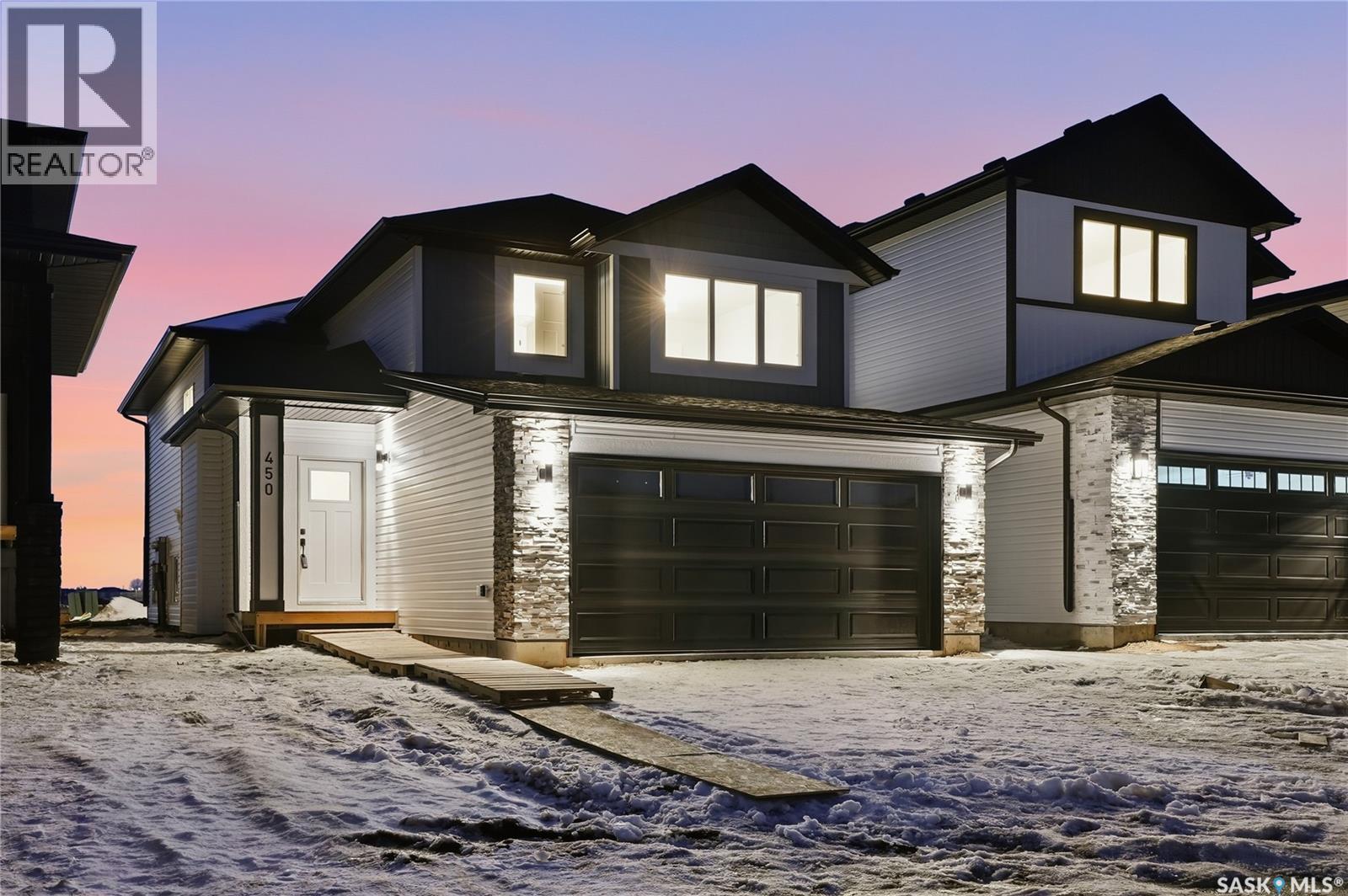 MLS® listing #29363999 for sale located at 450 Nazarali MANOR