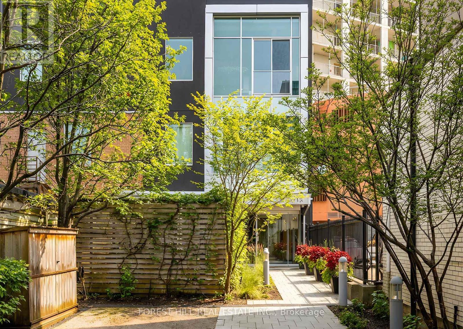 MLS® listing #29365858 for sale located at PH01 - 113 DUPONT STREET